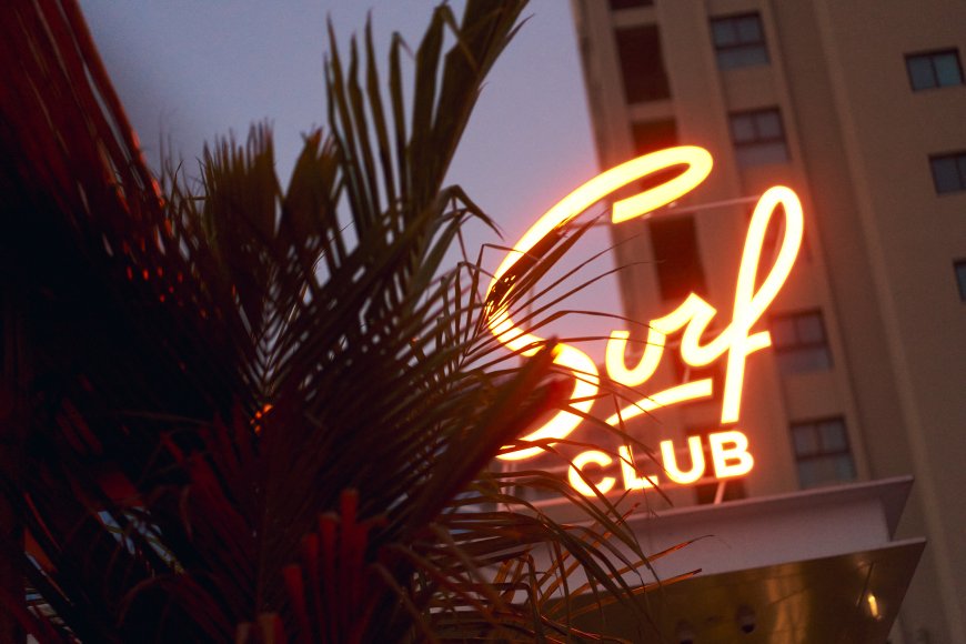 Make Waves and a Splash at the Surf Club on Palm Beach West