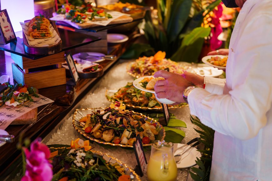 Trader Vic's Hilton Dubai Marks 6th B'Day With Epic Evening Brunch