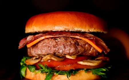 La Fabrique Sports Bar Introduces New Burger Menu
