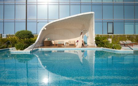 Experience Ultimate Seaside Luxury with Daycation Deals at Raffles Doha & Fairmont Doha