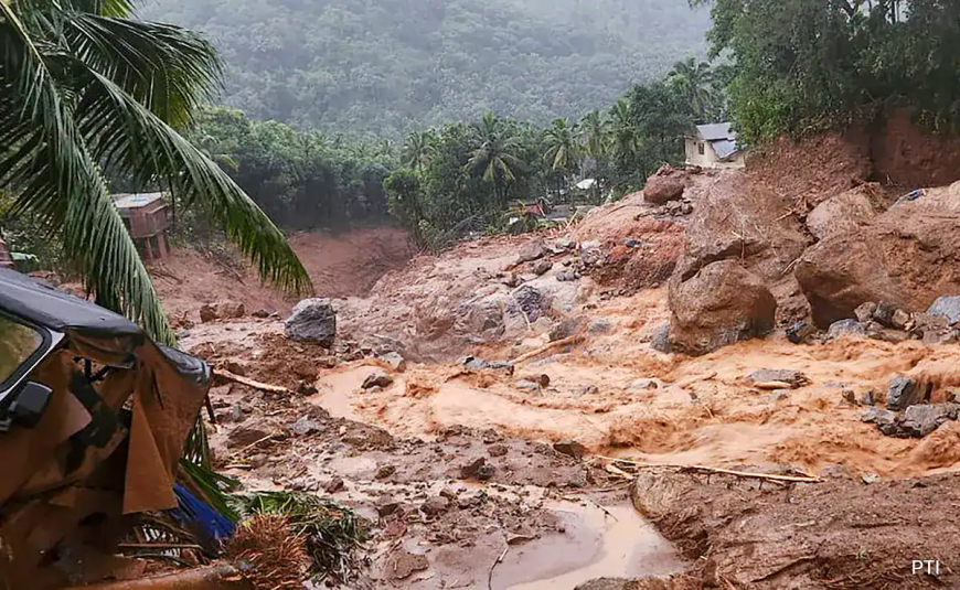 Death Till Rises to 300 in Kerala Landslides