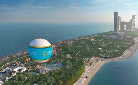 Soar into the Festive Spirit with the Dubai Baloon