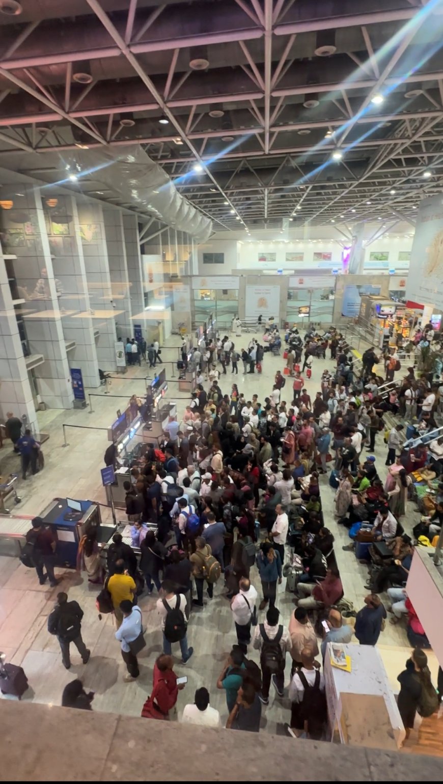 Anxious Indigo passengers crowding at the boarding gate of T1 as their Mangalore bound flight kept getting delayed