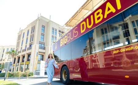Tourists flock to Dubai Gold Souk Extension as Big Bus Tours rolls in