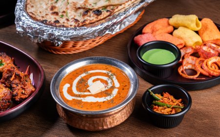 A March Made in Heaven: Chatori Gali's Famous Dal Makhani for AED 1 with Every Tandoor Dish You Order!