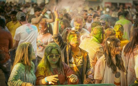 Celebrate Holi in Dubai with India v/s Pakistan T20 clash at Holiverse 2026