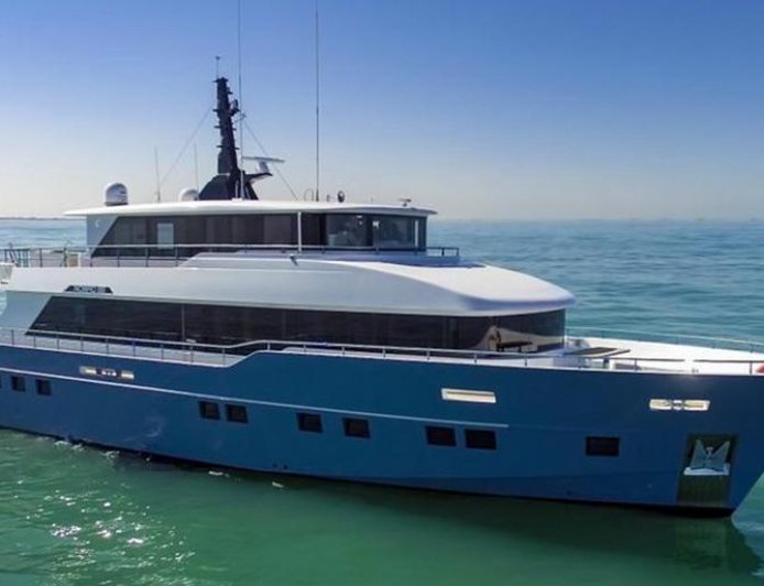 Sharjah Civil Defence Gets 3 New Rescue Boats from Gulf Craft