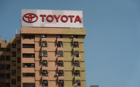 End of an Era: Dubai’s Iconic ‘Toyota Building’ to Make Way for Something New