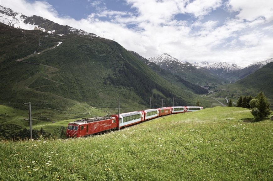 From Glaciers to Italy: Switzerland’s Most Unforgettable Train Journey